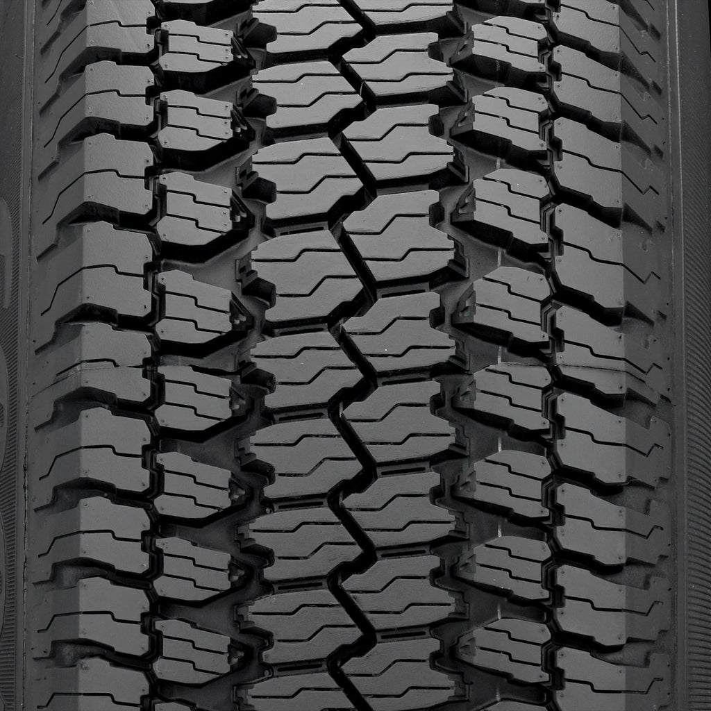 P265/70R17~GOODYEAR~Wrangler AT/S~ BW 113S TL